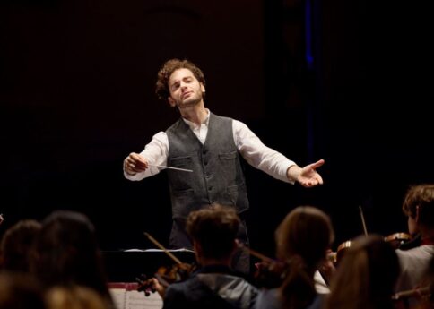 Tjeknavorian Emmanuel Oliver Borchert